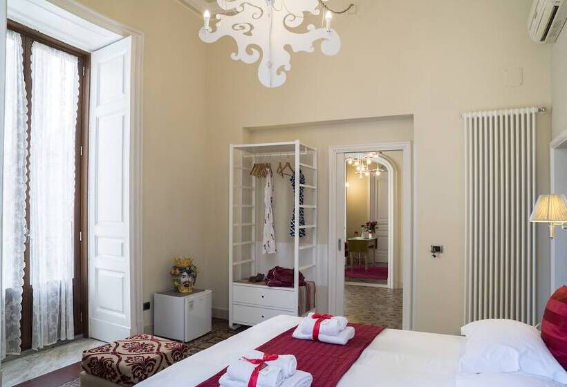 سوییت لوکس, Rossocorallo B&b