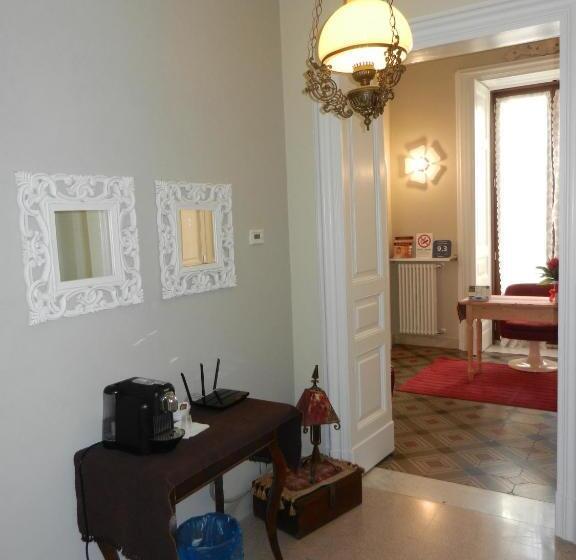 اتاق استاندارد چهار تخته, Rossocorallo B&b