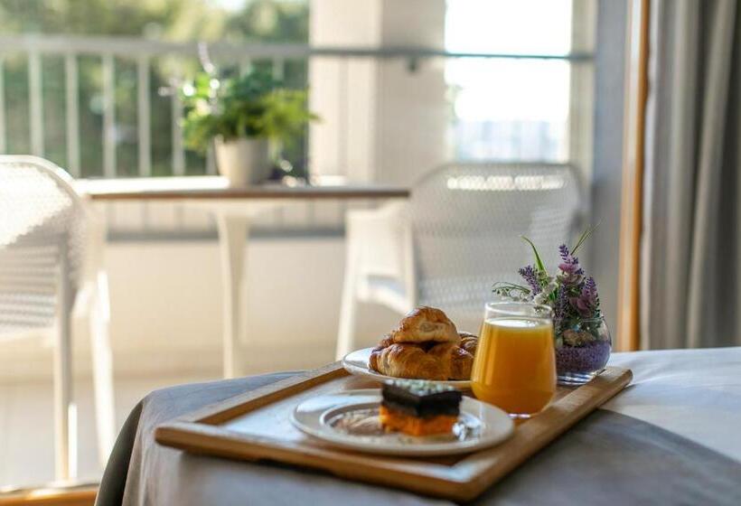 Номер Deluxe с Балконом, Salona Palace