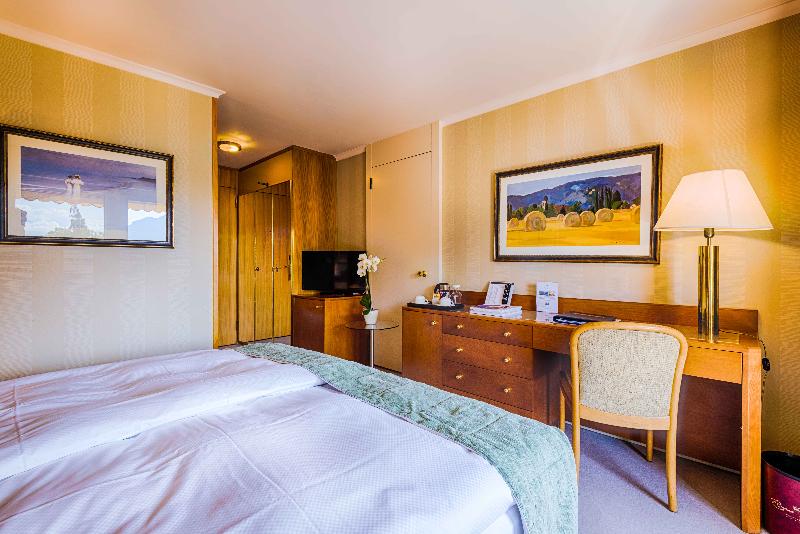 Номер Superior с Балконом, Salona Palace