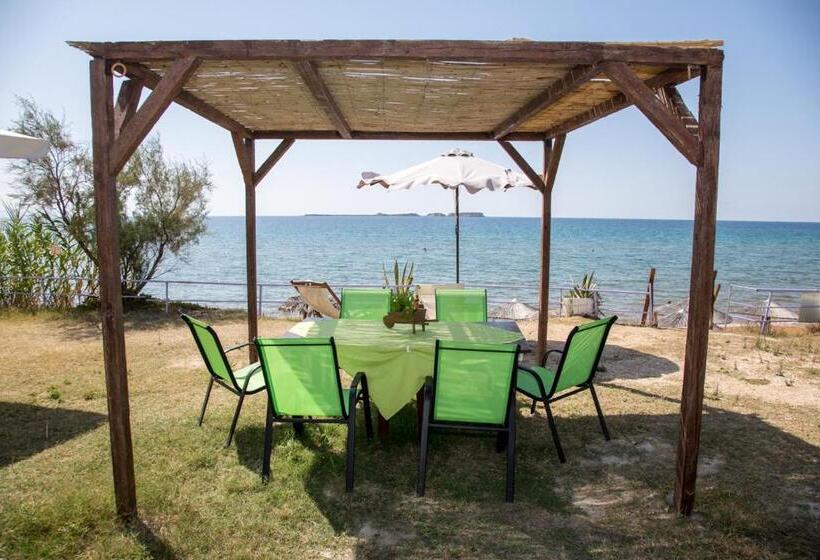 Четырехместный Номер Стандарт Вид на Море, Kefalonia Beach Hotel & Bungalows