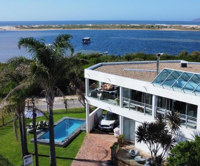 Family Suite, Sunshowers Plett