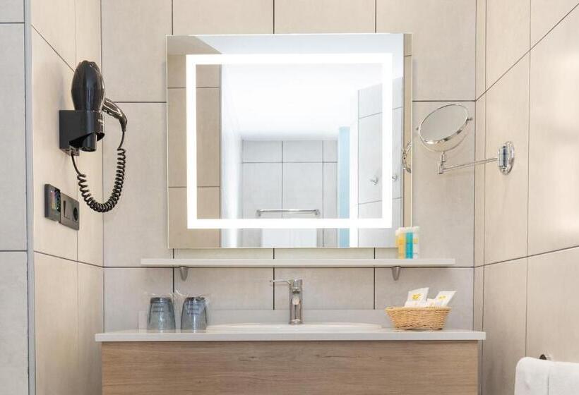带1个卧室的高级公寓, R2 Maryvent Beach Apartments