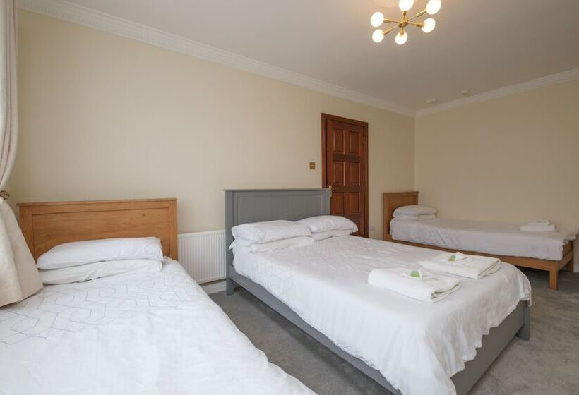 4인용 스탠다드 룸, Four Seasons B&b