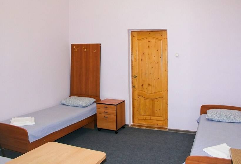 经济型三人房间, Allis Hall Hostel