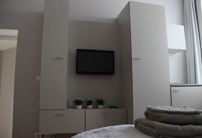 Номер Стандарт, B&b @ Room's