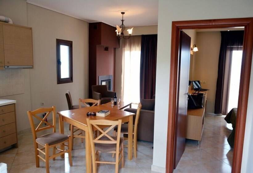 سوییت, Evia Hotel & Suites