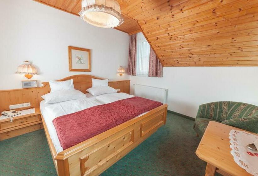 Номер Стандарт, Pension Oberjörg
