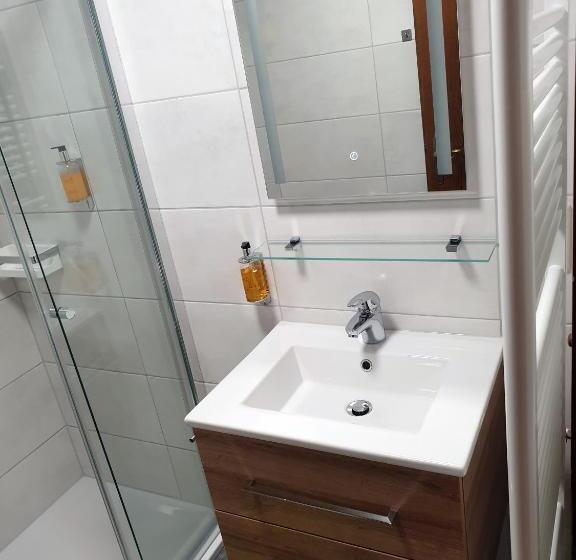 غرفة قياسية مطلة على الجبل, Landgasthof Hotel Zehenthof