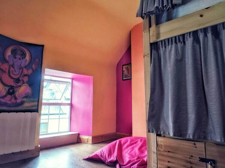 Кровать в Общей Комнате, The Black Sheep Hostel