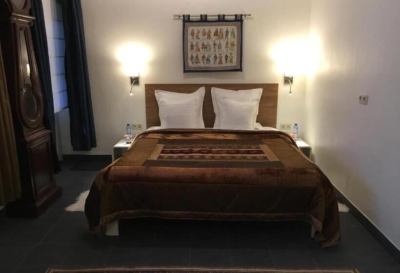 سوئیت با وان آب گرم, B&b Huyze Walburga