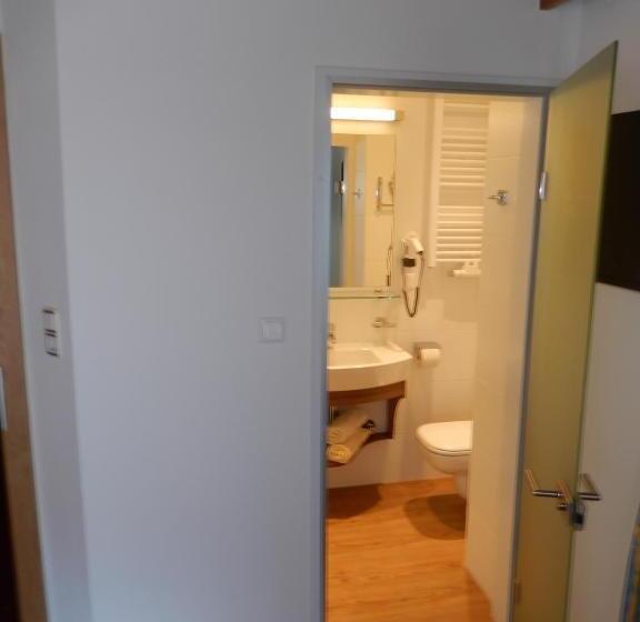 חדר סטנדרט עם מרפסת, Gästehaus Lukasser