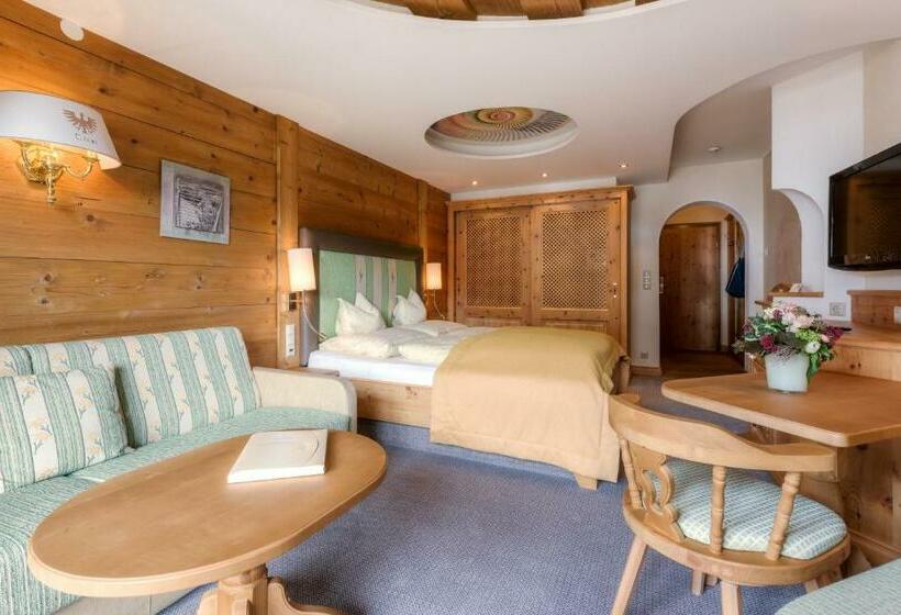 سوییت جونیور با بالکن, Garni Serfauserhof
