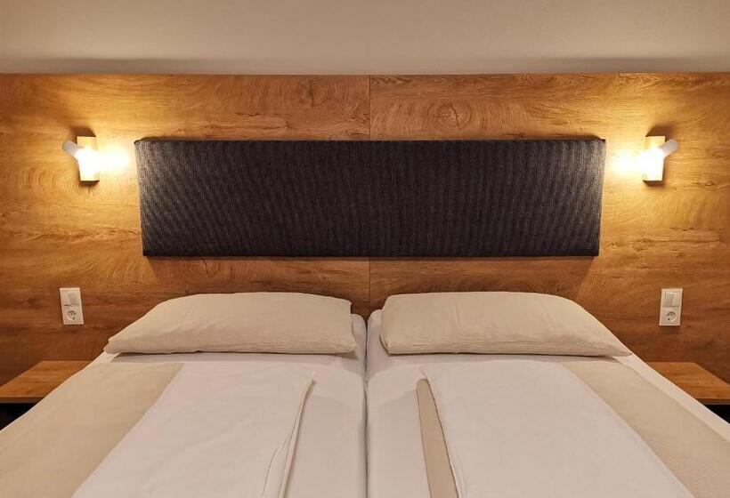 Номер Deluxe, Motel Hohenems