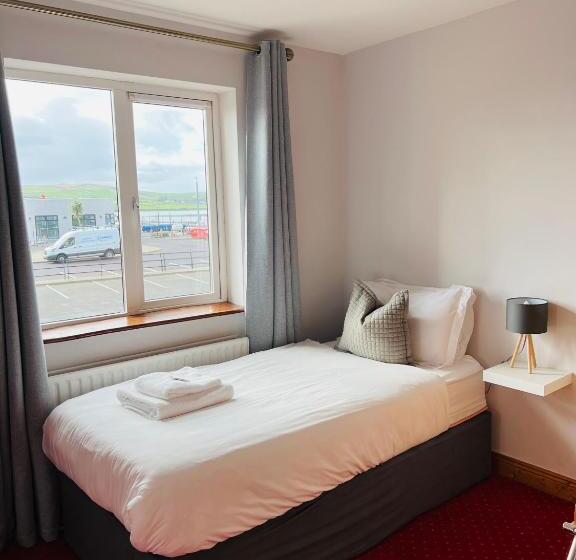 Семейный Номер, Dingle Marina Lodge