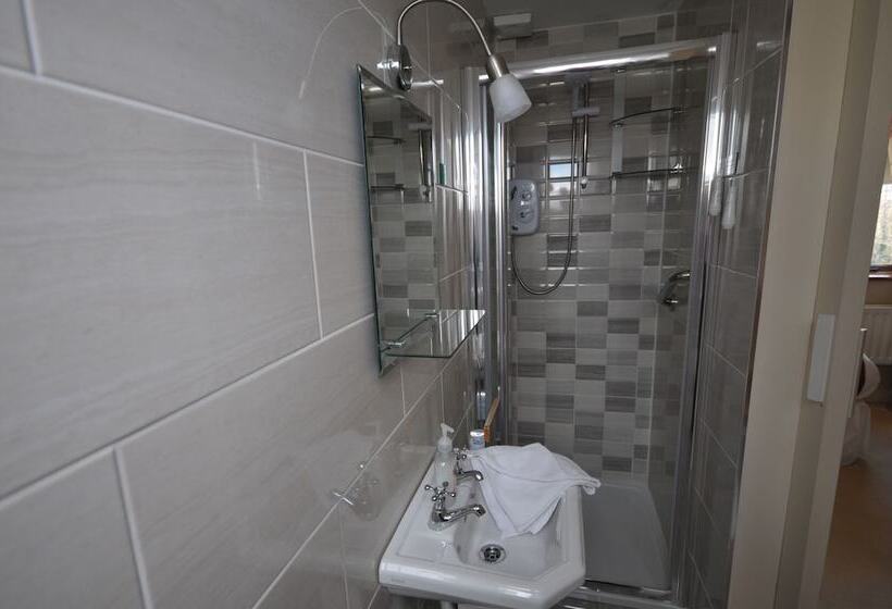 اتاق استاندارد سه نفره, Heritage Accommodation