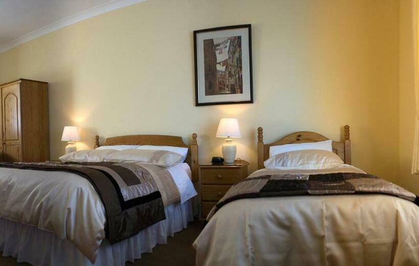 Номер Стандарт Трехместный, Grove House Bed & Breakfast