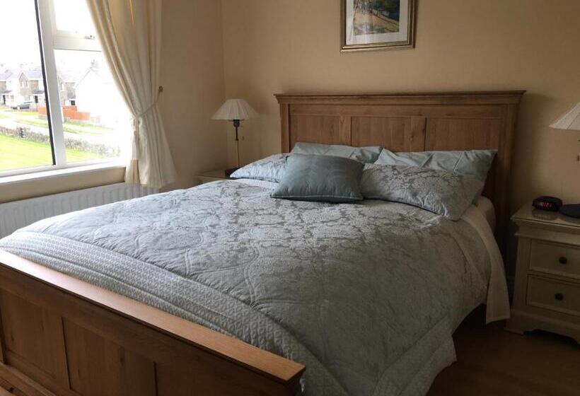 キングサイズベッドのスタンダードルーム, Grove House Bed & Breakfast