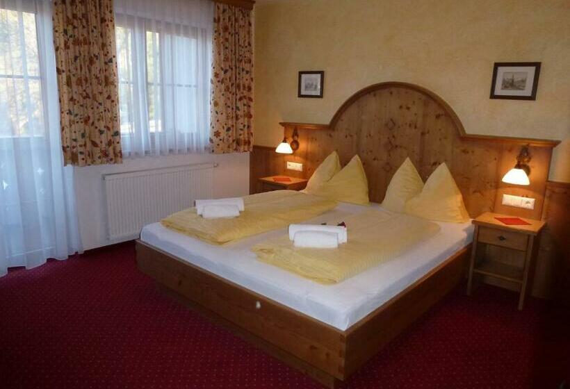 Номер Стандарт с Балконом, Garni Landhaus Trenkenbach