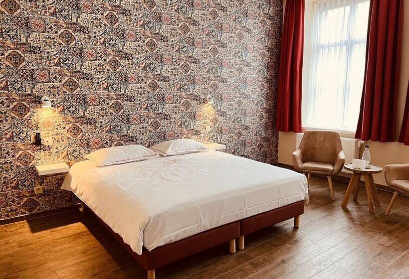 Номер Комфорт, Het Heilig Genot