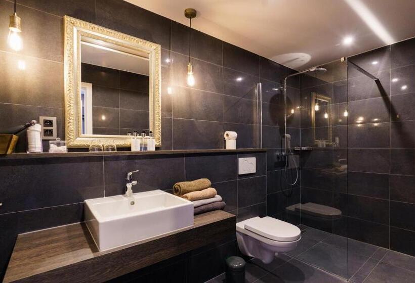 اتاق راحتی سه تخته, Charmehotel Kruishof