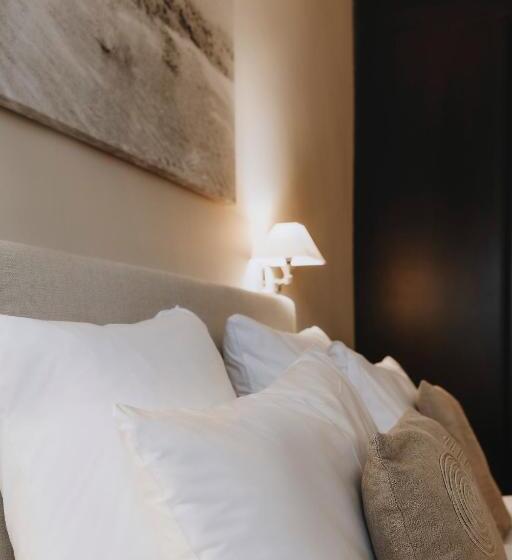 סוויטת ג'וניור, Grand Hotel Belle Vue