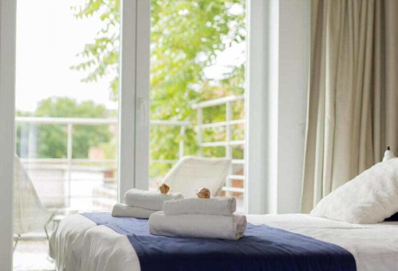 Quarto Estandar com Sacada, Aan Zee