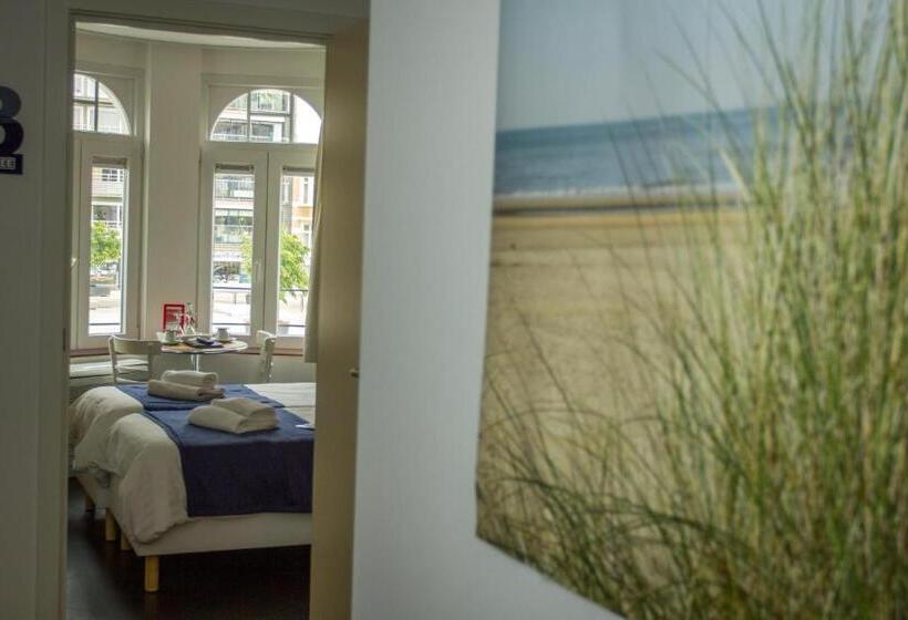 Quarto Estandar Individual, Aan Zee