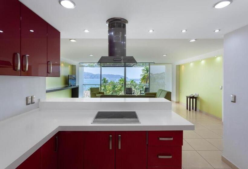 سوئیت مستر 2 خوابه, Ramada By Wyndham Acapulco Hotel & Suites