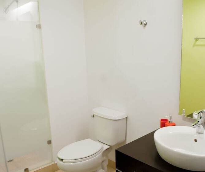 اتاق استاندارد با 2 تخت دوبل, Ramada By Wyndham Acapulco Hotel & Suites