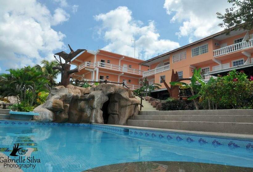 Номер Стандарт, Cahal Pech Village Resort