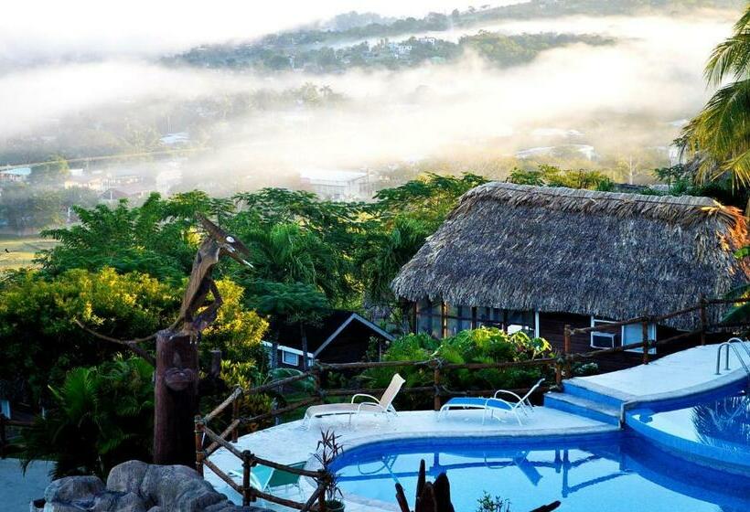 Бунгало Стандарт, Cahal Pech Village Resort