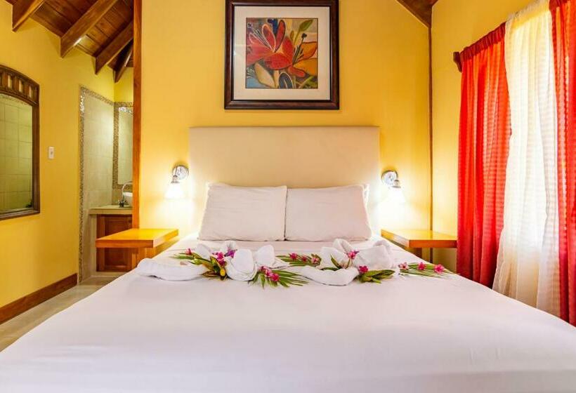 Бунгало Стандарт, Cahal Pech Village Resort