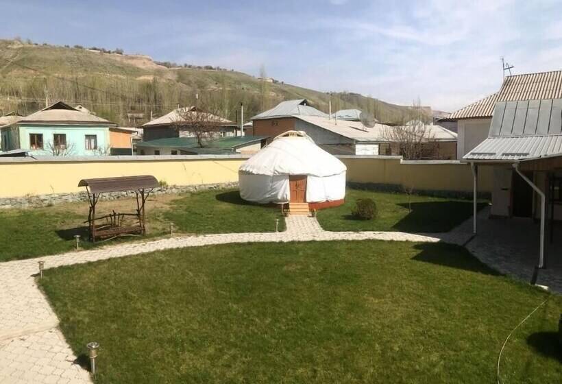 اتاق استاندارد یک نفره, Ethno Boutique Hotel Osh