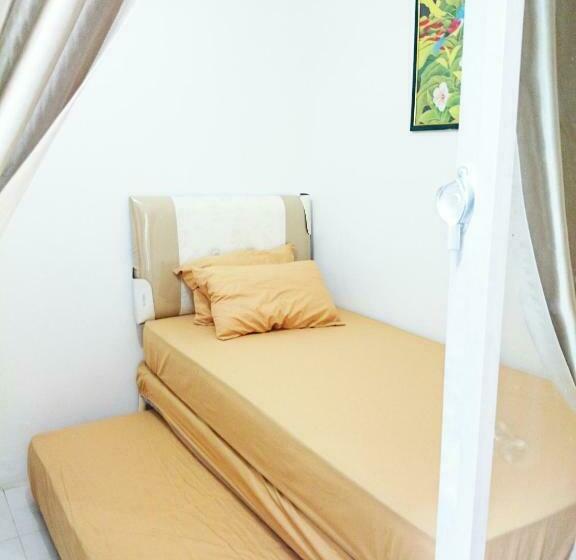 스탠다드 룸 공동 욕실, Hostel Bogor