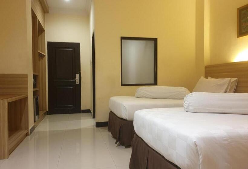 Номер Deluxe, Violand Garden Hotel Samarinda