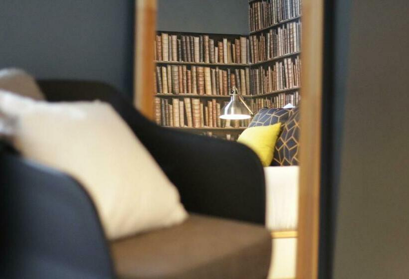 스탠다드 룸, Procyon Boutique & Suites