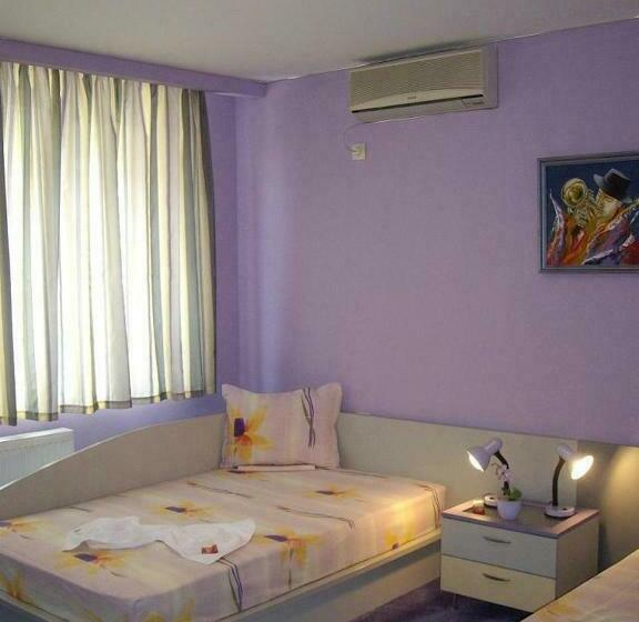 اتاق لوکس, Family Hotel Mania