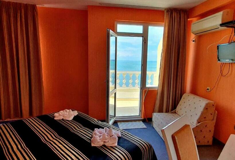 Quarto Estandar com Sacada, Family Hotel Paros