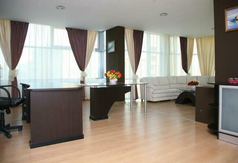 套房, Family Hotel Silistra