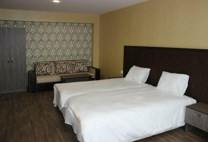 套房, Family Hotel Silistra