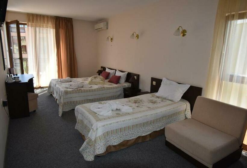 غرفة قياسية ثلاثية, Kandrovi Sozopol