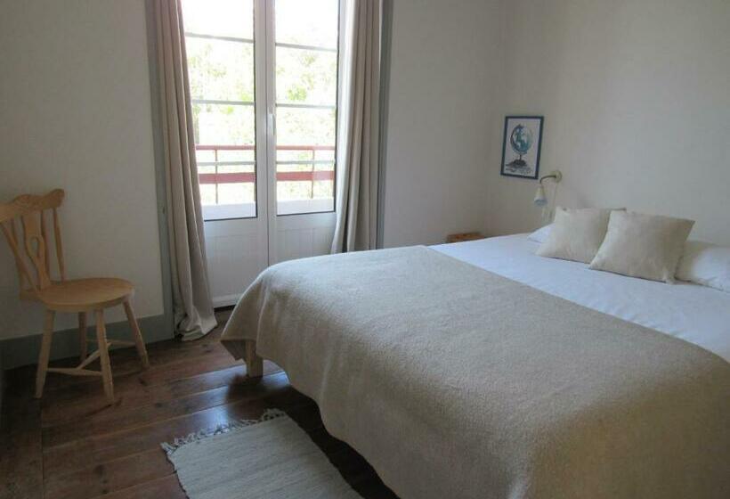 اتاق خانوادگی با سرویس بهداشتی مشترک, Most Art Boutique Hostel