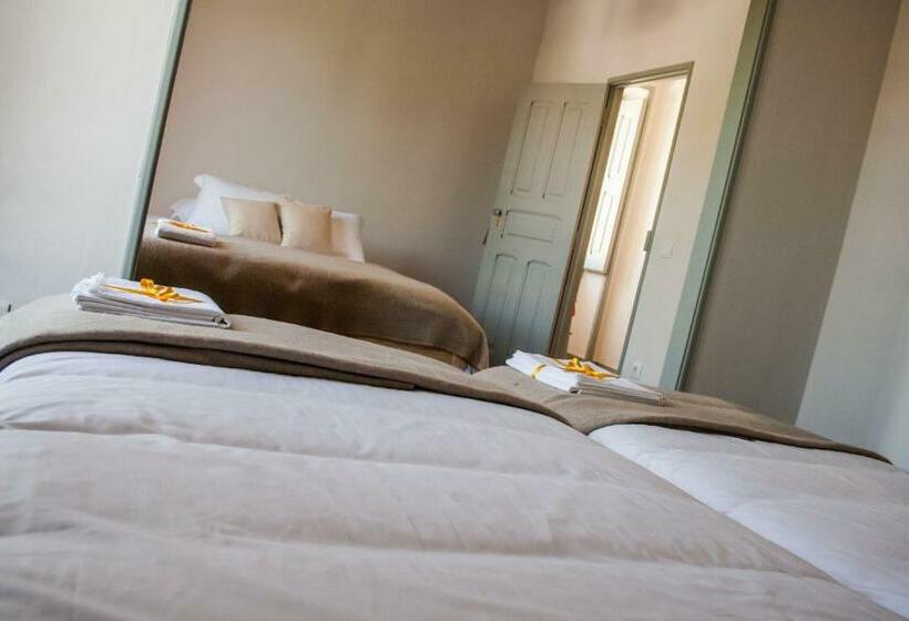 اتاق خانوادگی با سرویس بهداشتی مشترک, Most Art Boutique Hostel