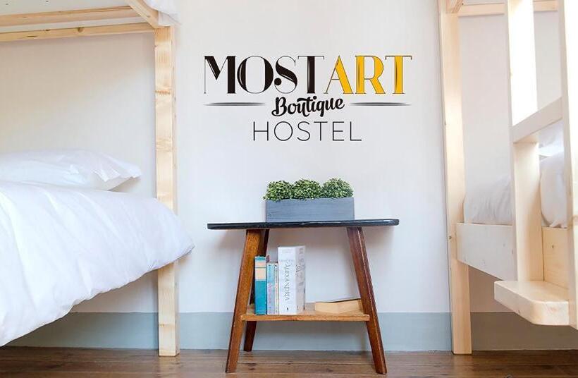 تختخواب در اتاق مشترک, Most Art Boutique Hostel