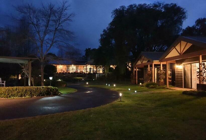 스탠다드 스튜디오, The Musicians Retreat B&b