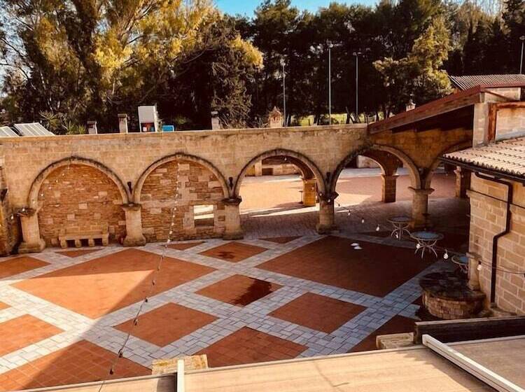 Номер Стандарт, Antica Masseria Martuccio