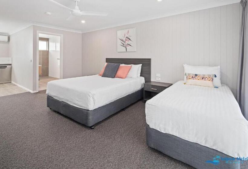 패밀리 룸, Hive Hotel, Moruya