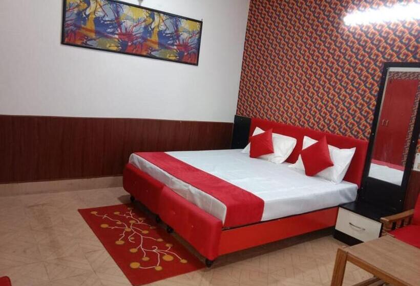 Номер Deluxe, Avexia Fun City Resort