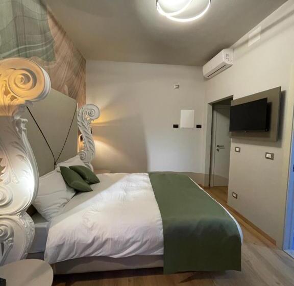 Номер Deluxe, Central Giacomini